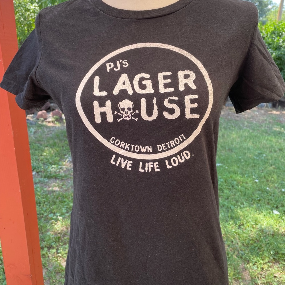 Detroit Tee - Picture 12 of 12